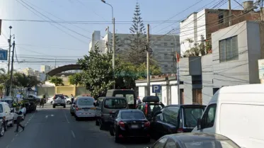 Terrenos Comerciales - LINCE
