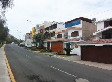 Terrenos Comerciales - SANTIAGO DE SURCO