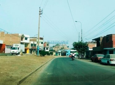 Terrenos Comerciales - VENTANILLA