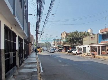 Locales Comerciales - SAN JUAN DE LURIGANCHO
