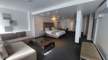 Hoteles / Hostales - MIRAFLORES