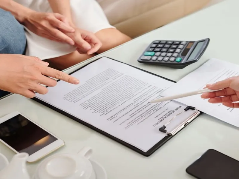 OBLIGACIONES Y DERECHOS DEL ARRENDADOR Y ARRENDATARIO